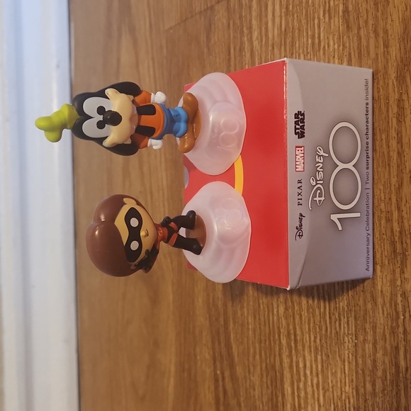 Mcdonalds Disney 100 duo sets - Picture 5 of 9